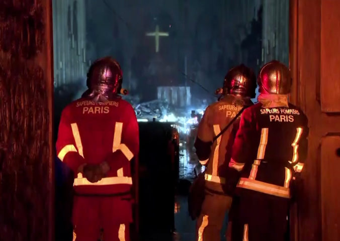 Požiar katedrály Notre-Dame