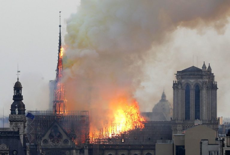 Katedrála Notre Dame, Paríž, požiar