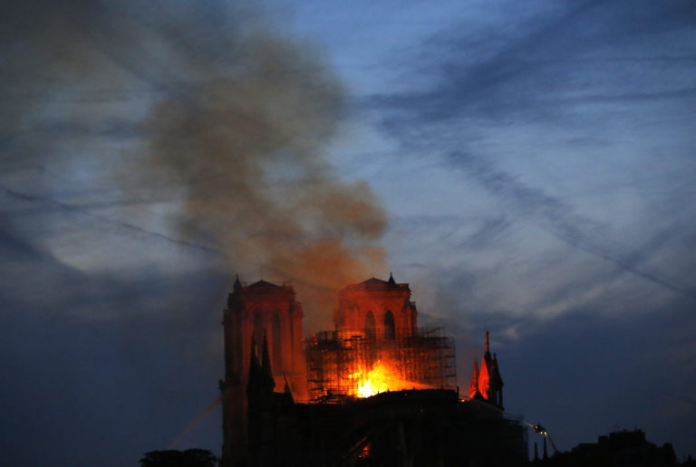 Katedrála Notre Dame, Paríž, požiar