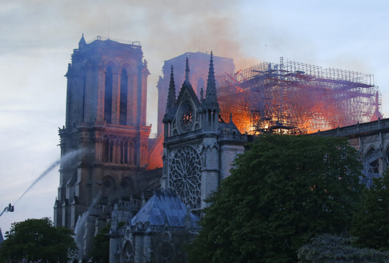 Katedrála Notre Dame, Paríž, požiar