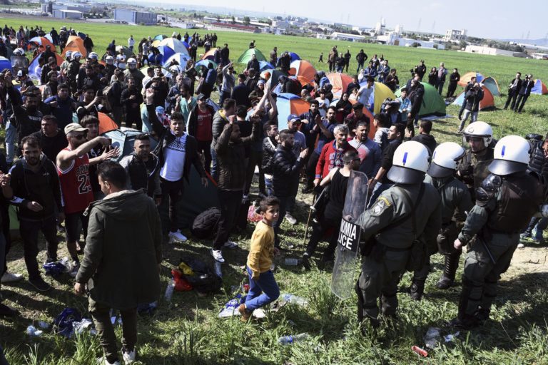 Migranti, utečenci