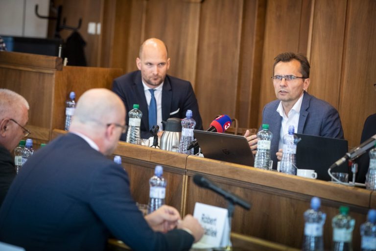 Vypočúvanie kandidátov na post šéfa policajnej inšpekcie