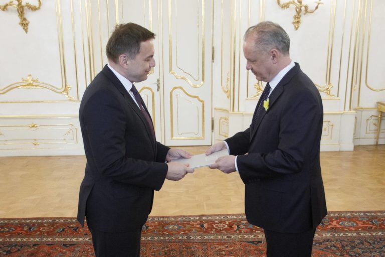 Peter Kažimír, Andrej Kiska