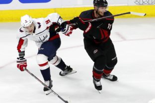 Jordan Staal, Dmitrij Orlov, play-off NHL