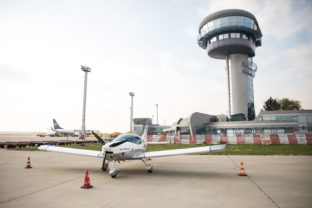 Letisko M. R. Štefánika - Airport Bratislava