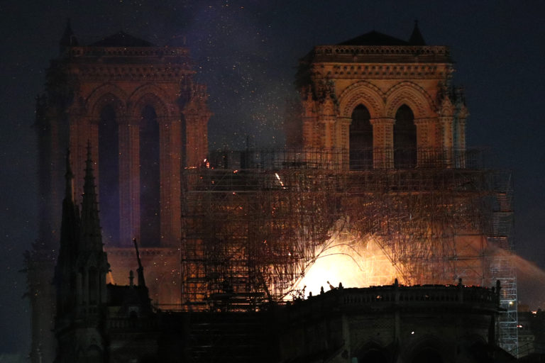 Katedrála Notre Dame, Paríž, požiar