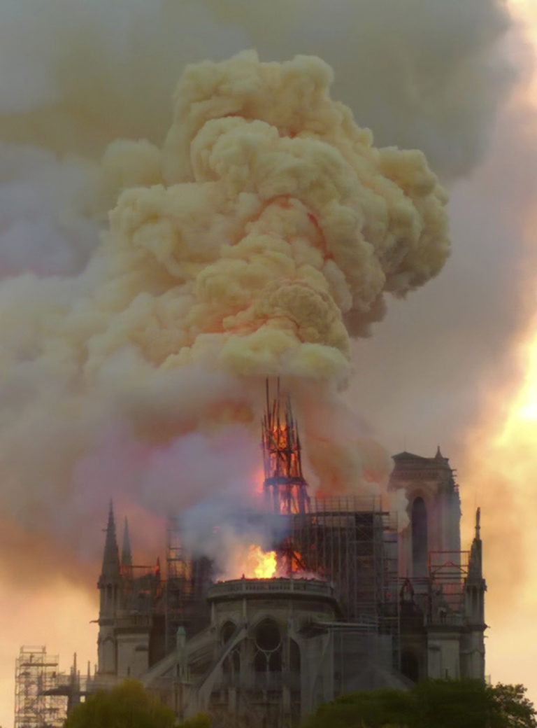 Katedrála Notre Dame, Paríž, požiar