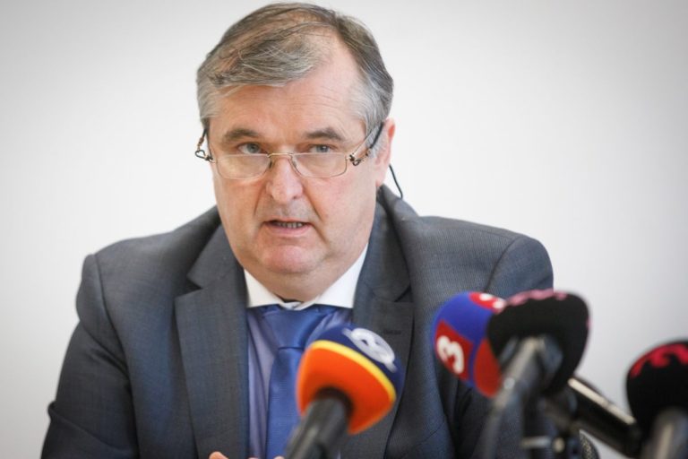 ODBORY: Dofinancovania rezortu zdravotníctva