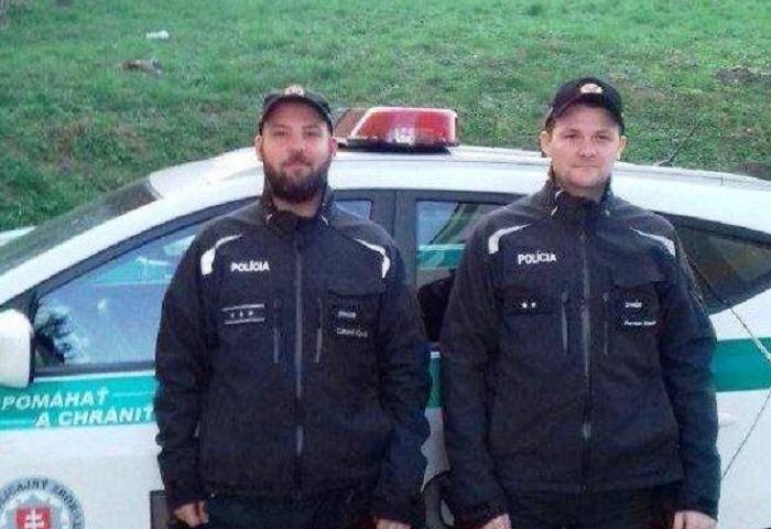 Policajti, požiar