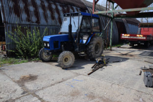 POLÍCIA: Lúpež traktorov