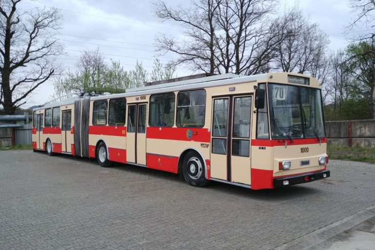Trolejbus_cs.jpg