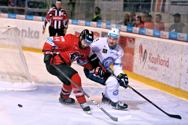 HC ‘05 iClinic Banská Bystrica - HK Nitra.
