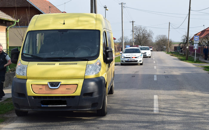 POLÍCIA: Dodávka zrazila chodkyňu