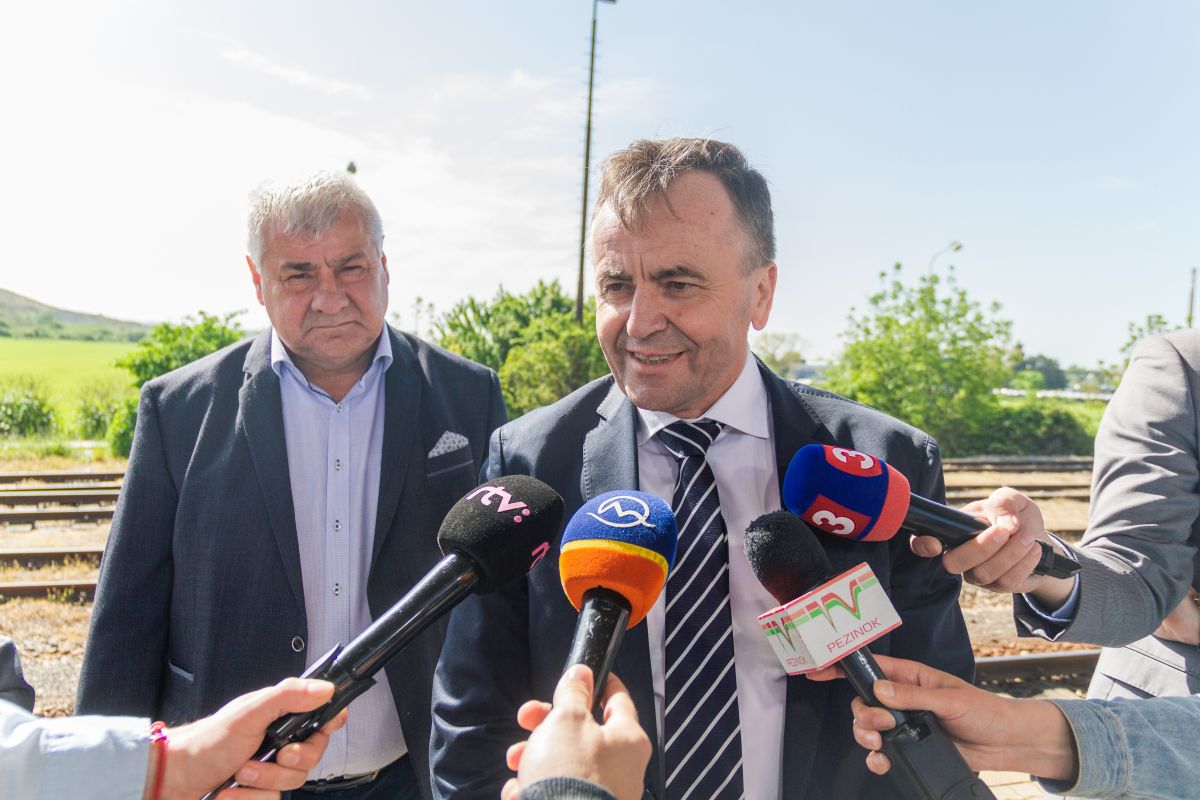 Arpád Érsek, Juraj Tkáč
