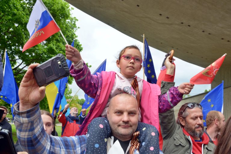 PROTEST: Nočné mačiatka proti Nočným vlkom