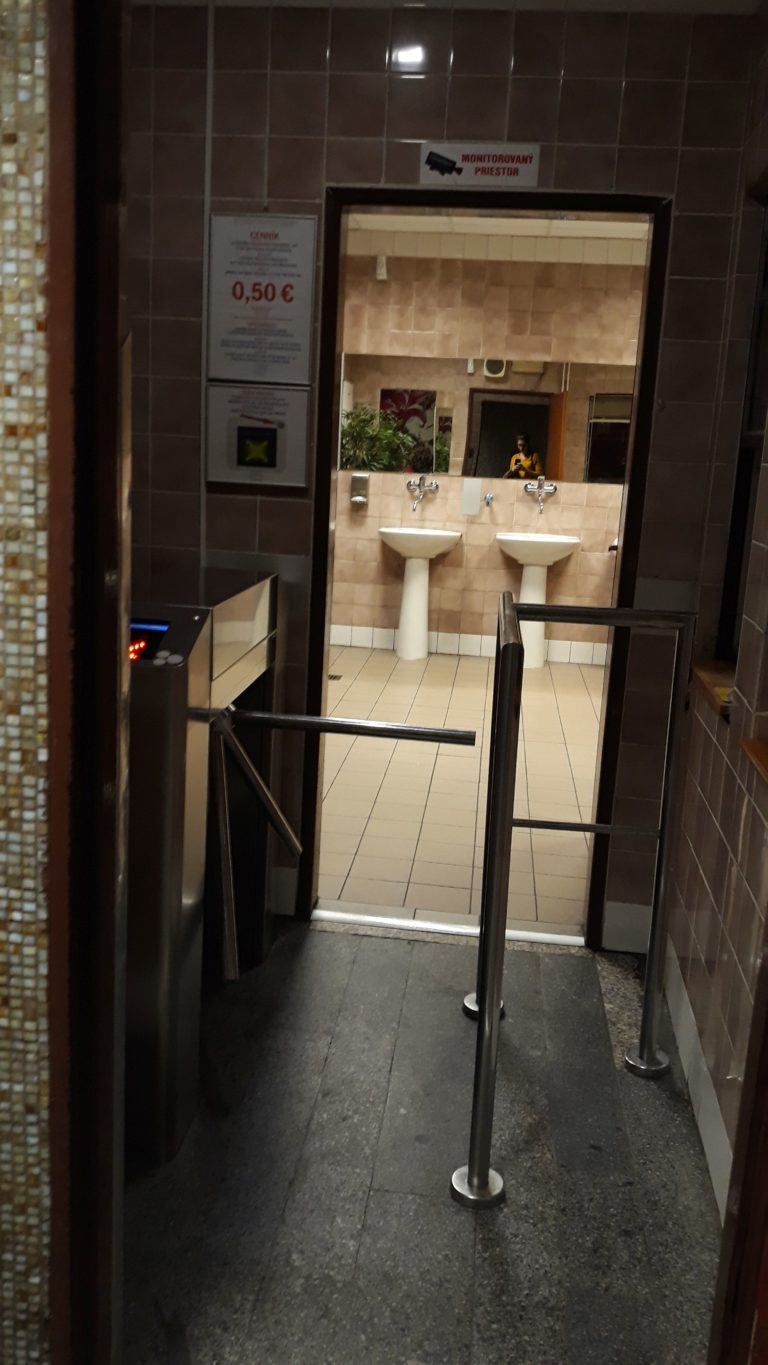 Hlavná vlaková stanica v Bratislave