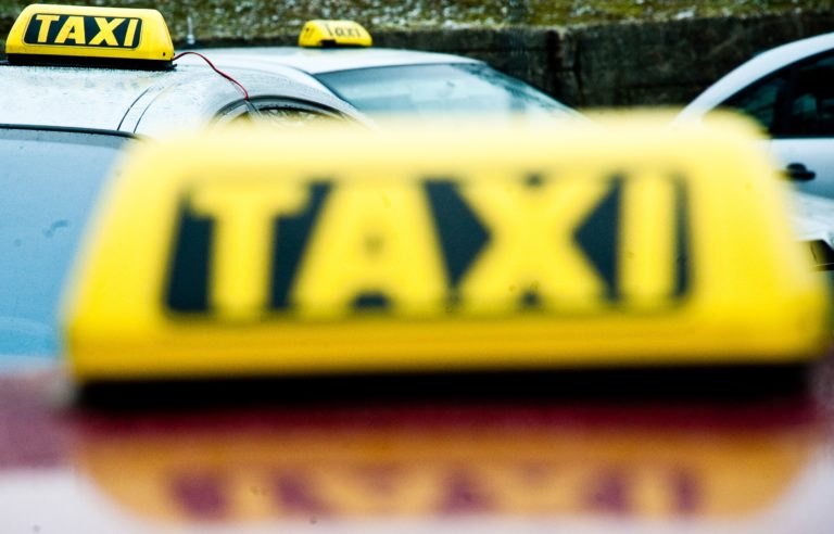 taxi, taxikár