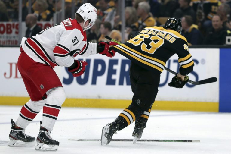 Andrej Svečnikov, Brad Marchand, NHL, play-off NHL