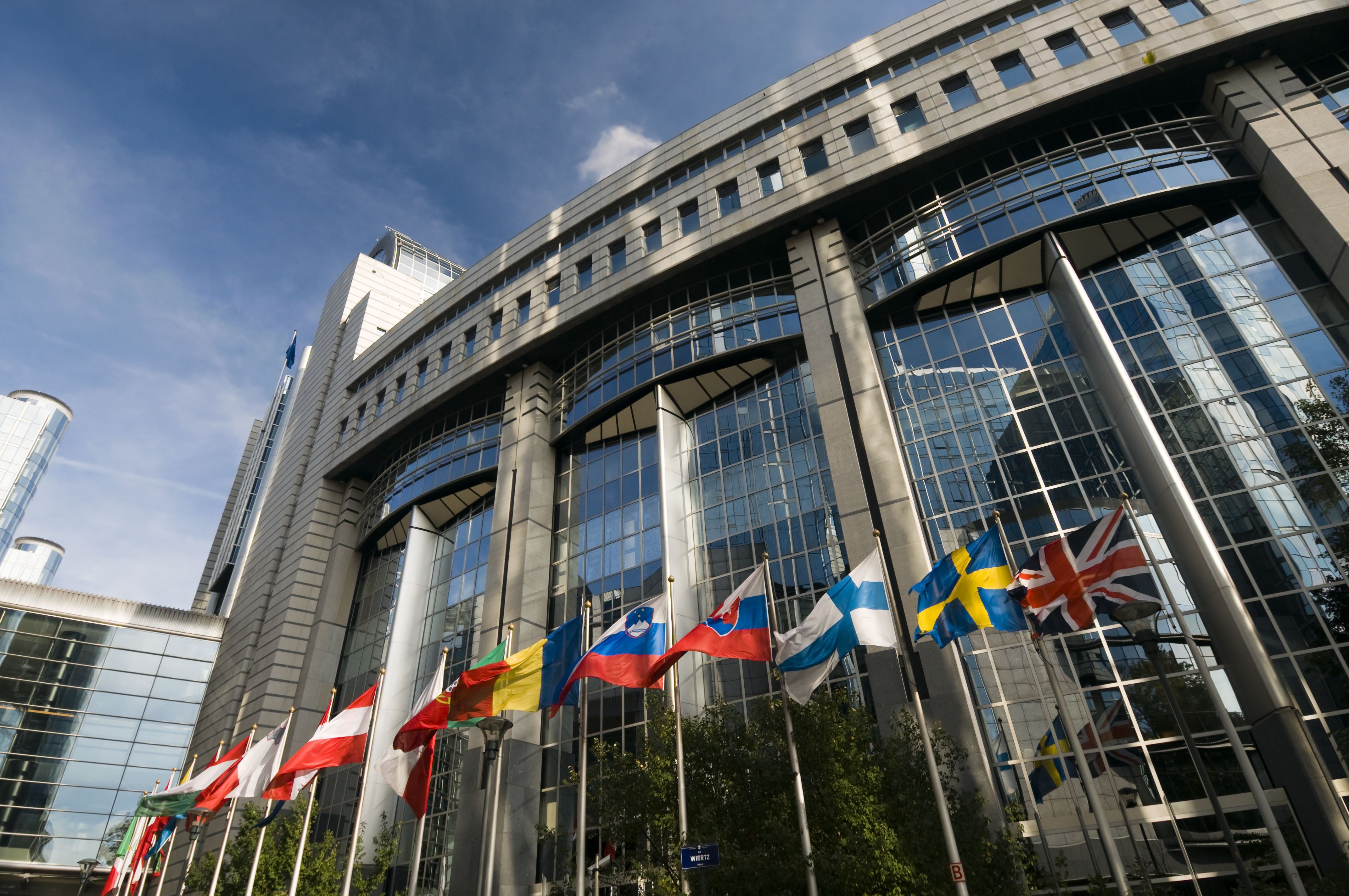 Europarlament má tri pracoviská, najviac budov vlastní v Bruseli a oficiálnym sídlom je Štrasburg - SITA.sk