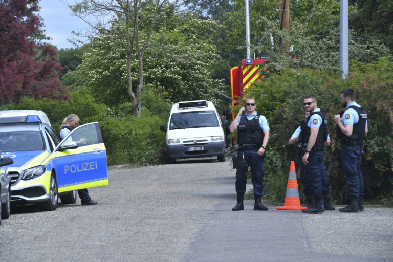 Polícia, Nemecko, Francúzsko