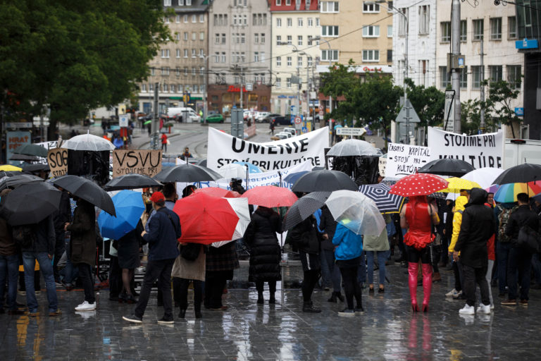 PROTEST: Stojíme pri kultúre