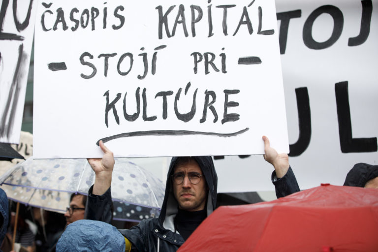 PROTEST: Stojíme pri kultúre