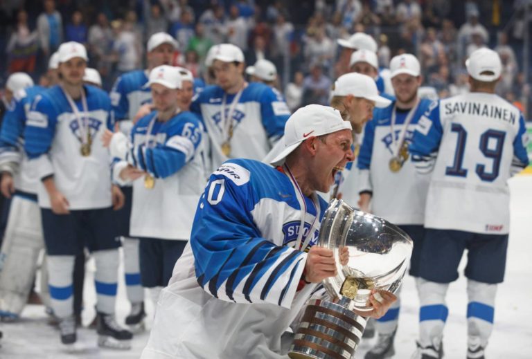 MS v hokeji (finále): Kanada - Fínsko