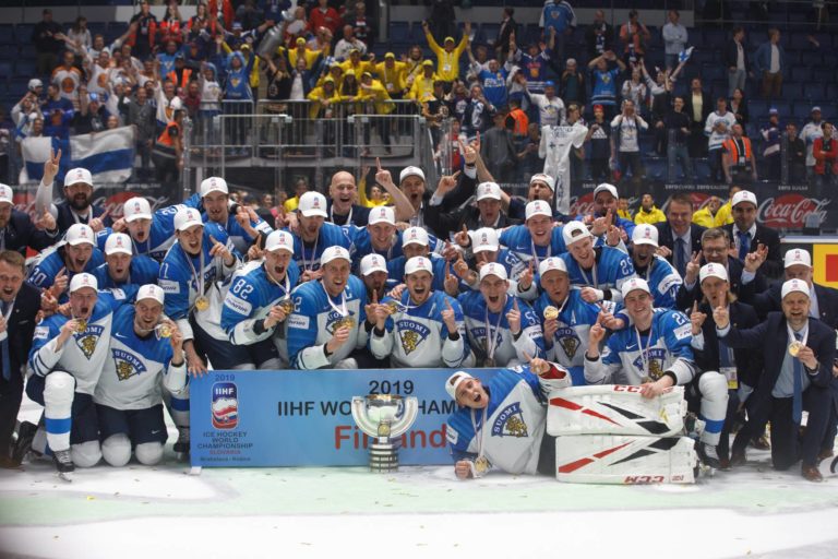 MS v hokeji (finále): Kanada - Fínsko