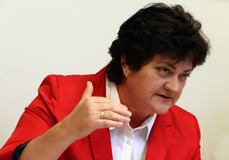 Ombudsmanka, Mária Patakyová