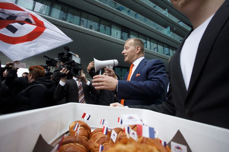 Protest Antifašizmus neprehlušíš / Solidarita je viac než národ