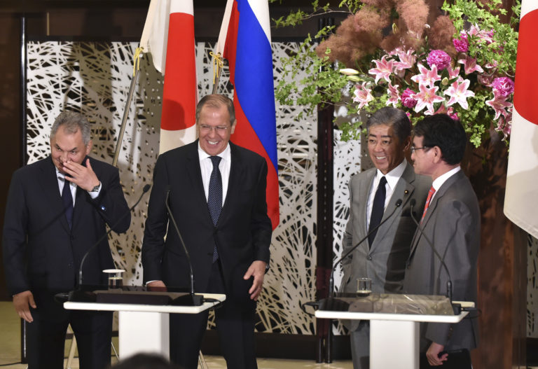 Sergej Šojgu, Sergej Lavrov, Takeši Iwaja, Taro Kono