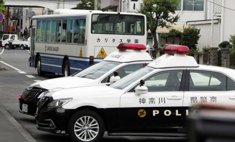 útok nožom, Kawasaki