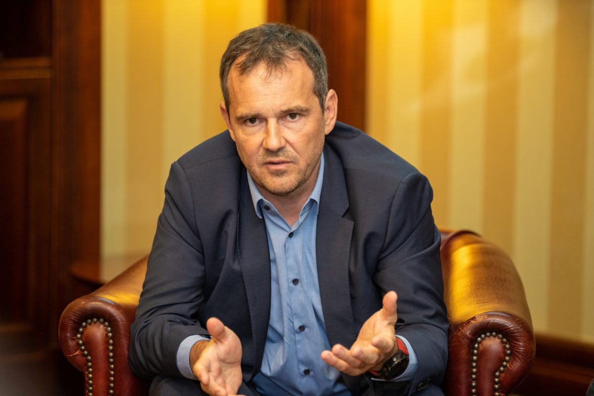 Michal sevcik hodnotil portal oversi.gov_.sk ktory patri k najuspesnejsim projektom dxc technology v statnej sprave..jpg