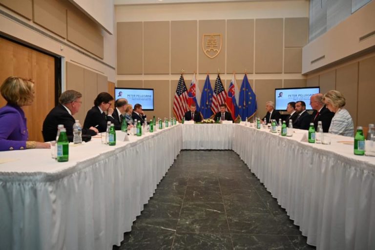 Peter Pellegrini, Miroslav Lajčák