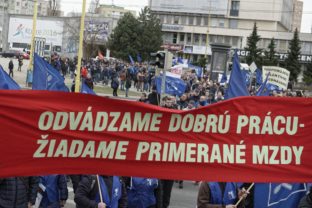 protest, platy, Košice