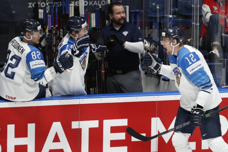 MS v hokeji (finále): Kanada - Fínsko