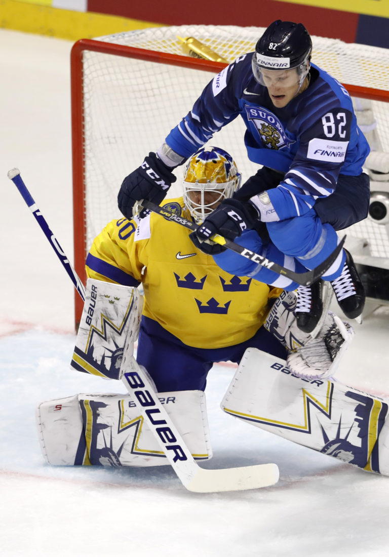 MS v hokeji 2019 (štvrťfinále): Fínsko - Švédsko
