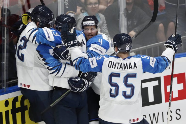 MS v hokeji (finále): Kanada - Fínsko