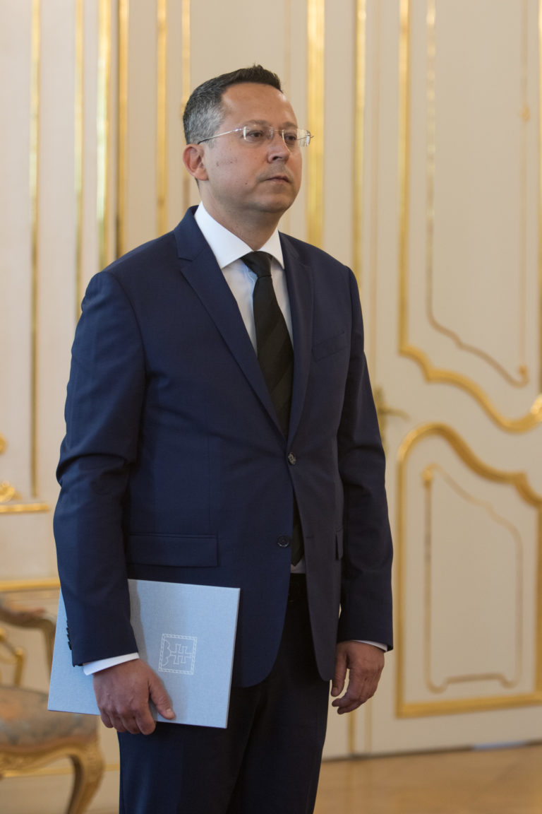 Prezident vymenoval ministra financií SR