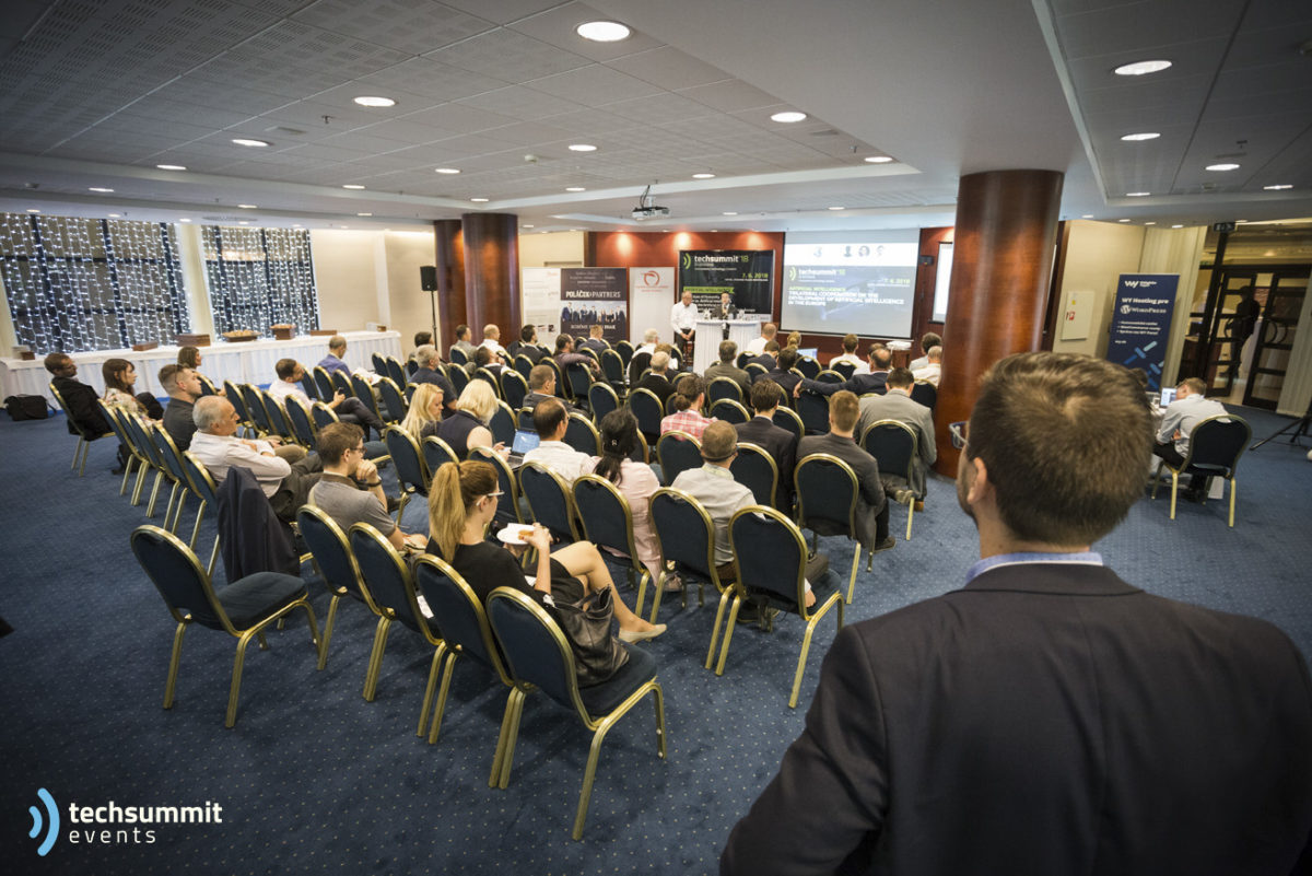 Techsummit_photo 1.jpg