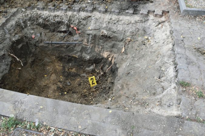 POLÍCIA: Pri výkopových prácach našli ľudské kosti