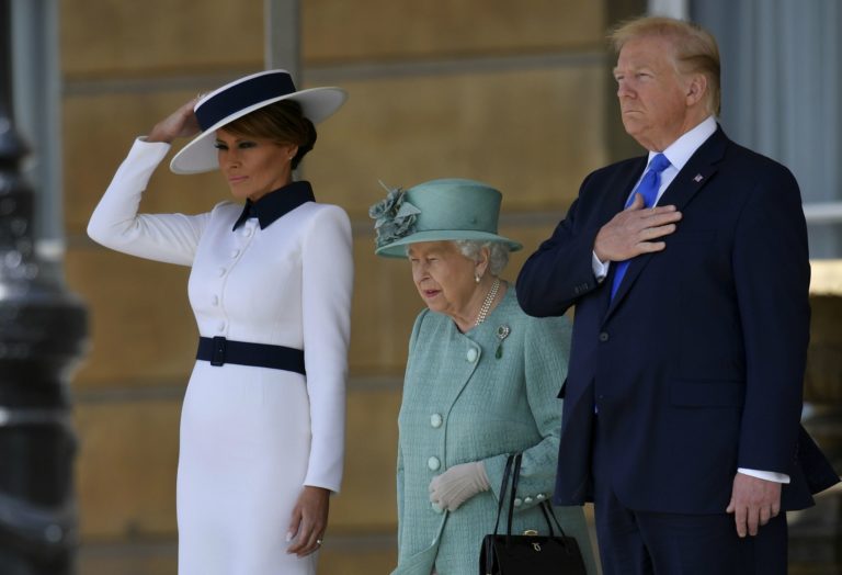 Donald Trump, Melania Trump, kráľovná Alžbeta