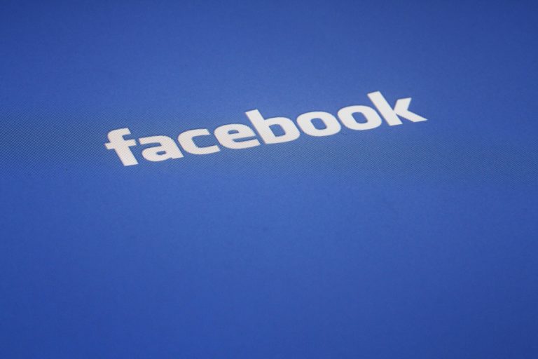 Facebook, logo