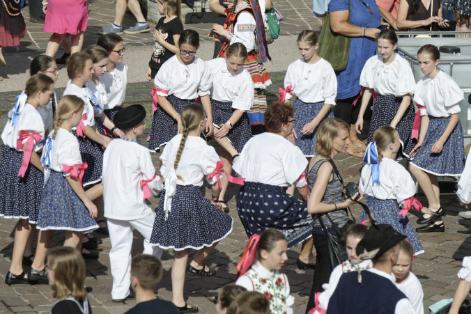 Cassovia Folkfest a rekord v tanci karička