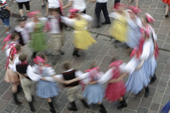 Cassovia Folkfest a rekord v tanci karička