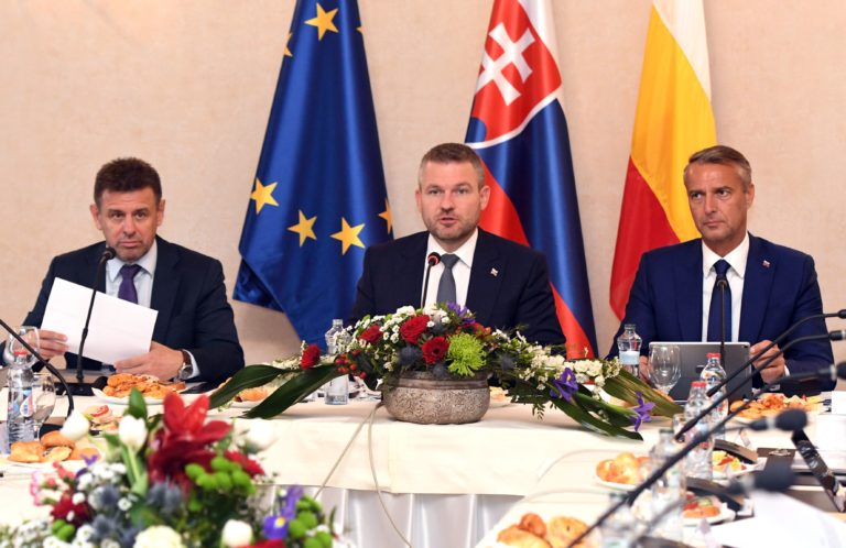 László Sólymos, Peter Pellegrini, Richard Raši