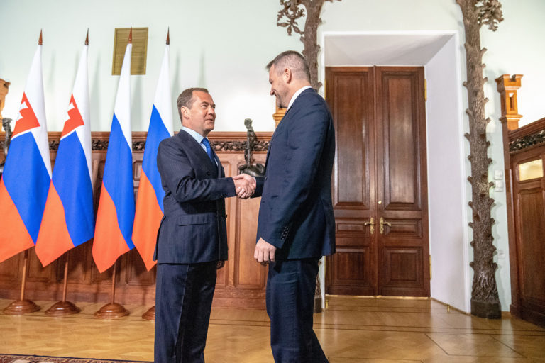 Peter Pellegrini, Dmitrij Medvedev