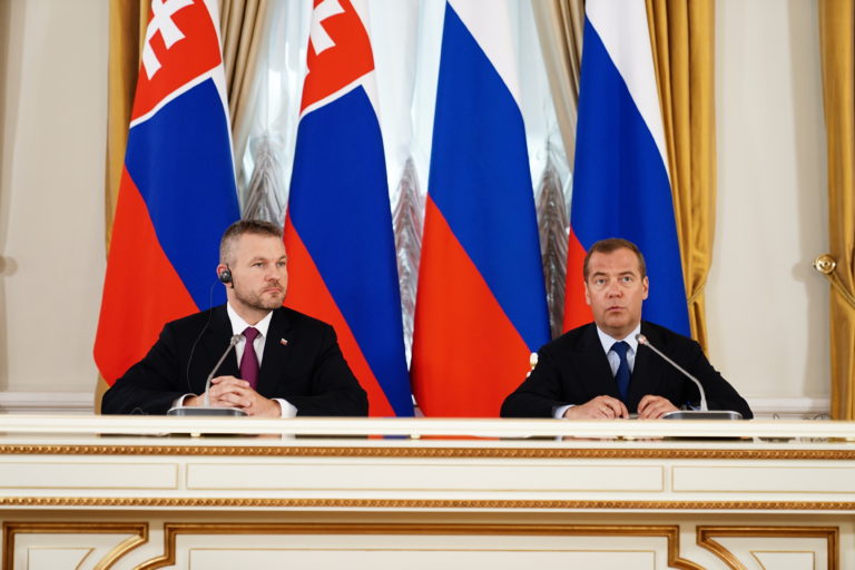 Peter Pellegrini, Dmitrij Medvedev