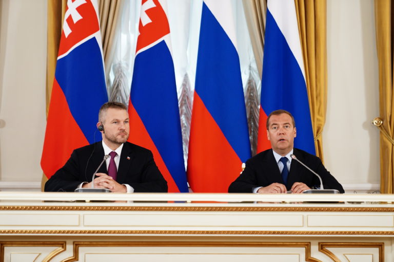 Peter Pellegrini, Dmitrij Medvedev