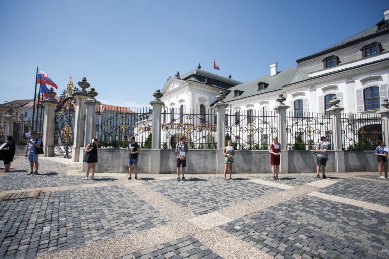 Hnutie Stojíme pri kultúre, list NR SR a premiérovi SR